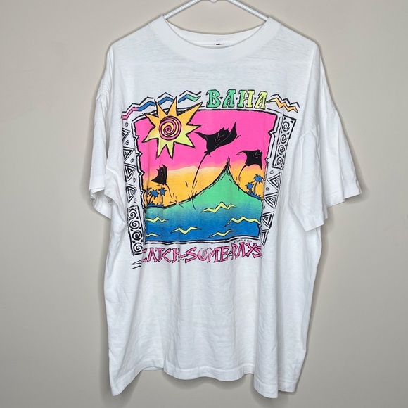 Vintage 90s Turtle Bay Graphic Short Sleeve Shirt Catching Some Rays Galaxy Tee - Picture 1 of 7